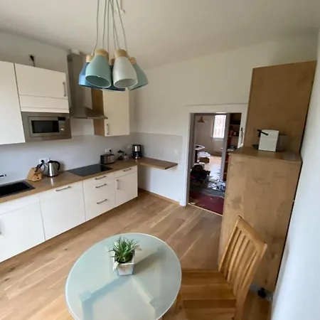 Zur Thermebruecke * سولتو