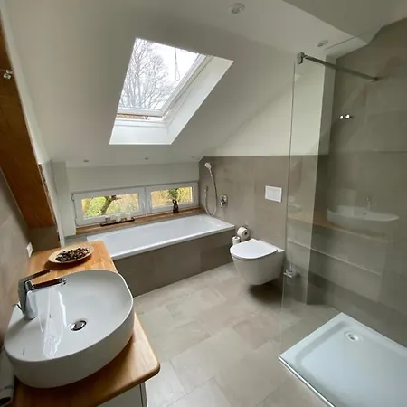 Zur Thermebruecke شقة سولتو