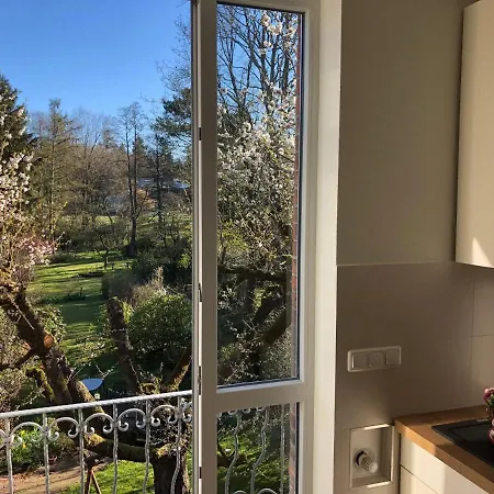 Zur Thermebruecke アパート ゾルタウ